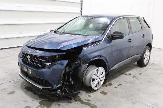 Coche accidentado Peugeot 3008  2021/11