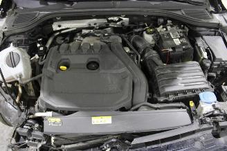 Volkswagen Golf  picture 13