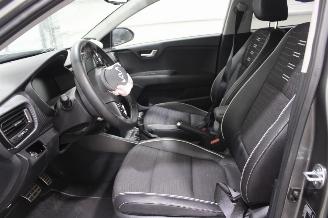 Kia Stonic  picture 11