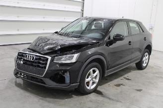 krockskadad bil auto Audi Q2  2022/11