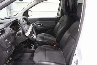 Renault Express  picture 8