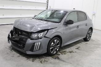 damaged passenger cars Peugeot 208  2024/4