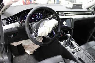 Volkswagen Passat  picture 7