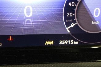 Volkswagen Golf  picture 13