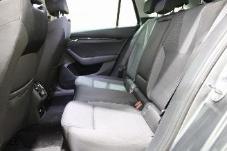 Skoda Octavia  picture 12