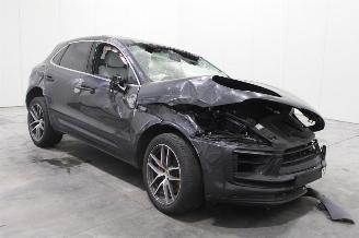Porsche Macan  picture 2