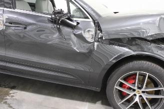 Porsche Macan  picture 9