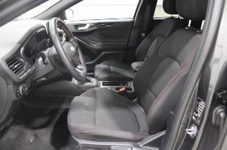Ford Focus  picture 11