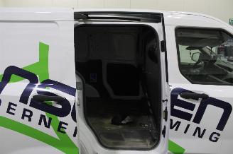 Ford Transit  picture 18