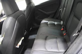 Tesla Model 3  picture 12