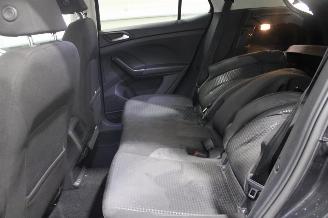 Volkswagen T-Cross  picture 12