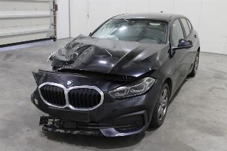 rozbiórka samochody osobowe BMW 1-serie 116 2024/4