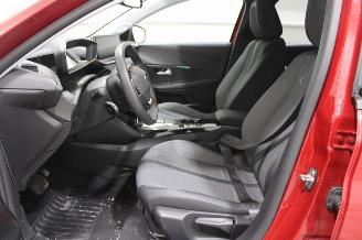 Peugeot 208  picture 10