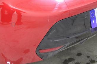 Peugeot 208  picture 8