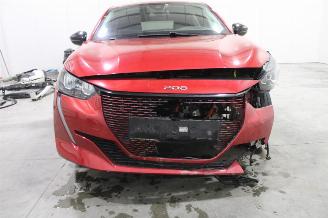 Peugeot 208  picture 6
