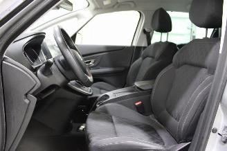 Renault Scenic  picture 11