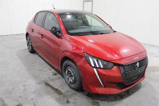 Peugeot 208  picture 2