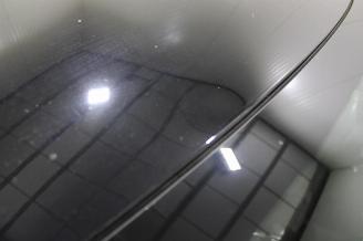 Peugeot 208  picture 9