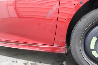 Peugeot 208  picture 21