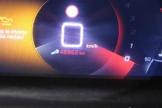 Peugeot 208  picture 14