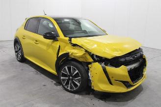 Peugeot 208  picture 2
