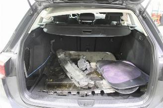 Volkswagen Golf  picture 23