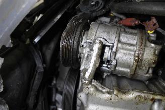 Volkswagen Golf  picture 17