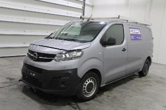 Démontage voiture Opel Vivaro  2022/11