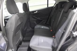 Ford Focus  picture 12