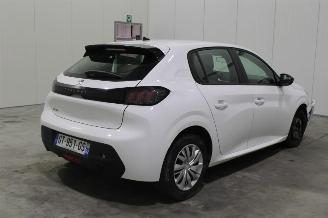 Peugeot 208  picture 3