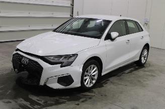 Unfallwagen Audi A3  2021/9