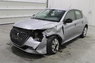 Schadeauto Peugeot 208  2023/8