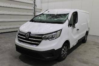 Vrakbiler auto Renault Trafic  2025/3