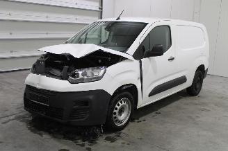 Voiture accidenté Citroën Berlingo  2021/3