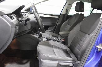 Skoda Octavia  picture 11
