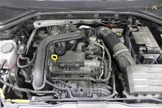 Volkswagen T-Roc  picture 15