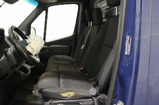 Mercedes Sprinter  picture 12