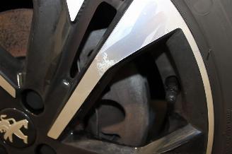 Peugeot 2008  picture 25