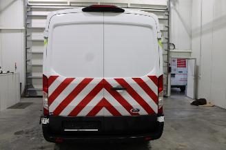 Ford Transit  picture 10