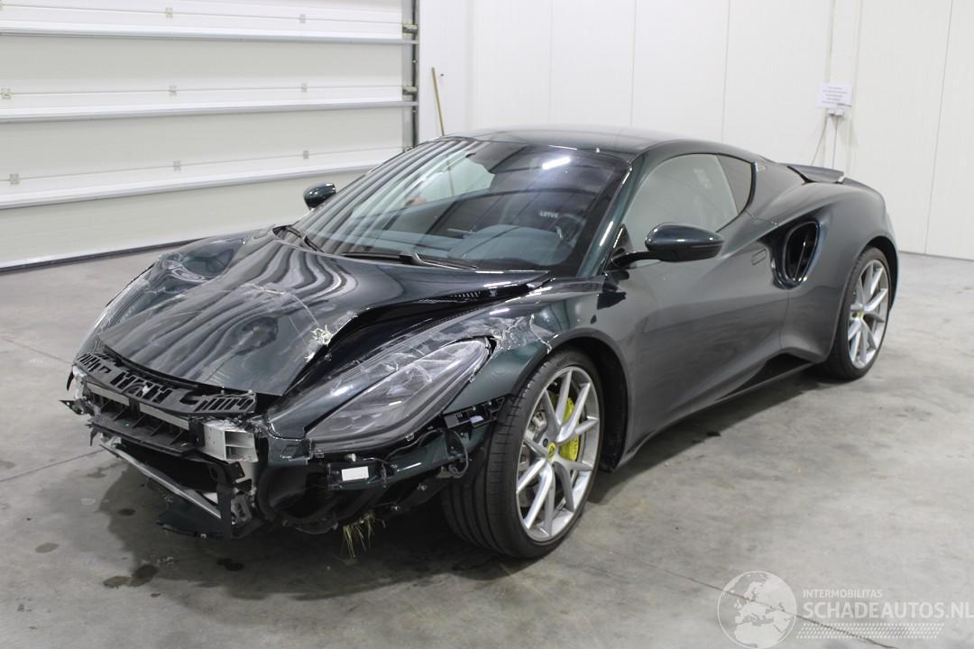Lotus Emira 