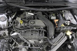Audi Q3  picture 14