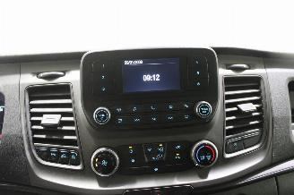 Ford Transit  picture 13