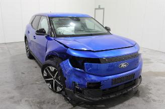 Ford Explorer  picture 2