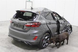 Ford Fiesta  picture 3