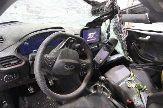 Ford Fiesta  picture 10