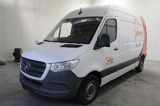 Vaurioauto  passenger cars Mercedes Sprinter  2019/9