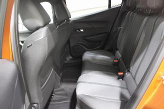Peugeot e-2008  picture 11