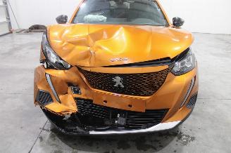 Peugeot e-2008  picture 5