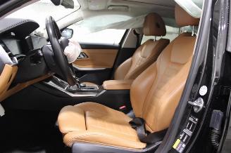 BMW 3-serie 330 picture 9