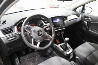 Renault Captur  picture 10